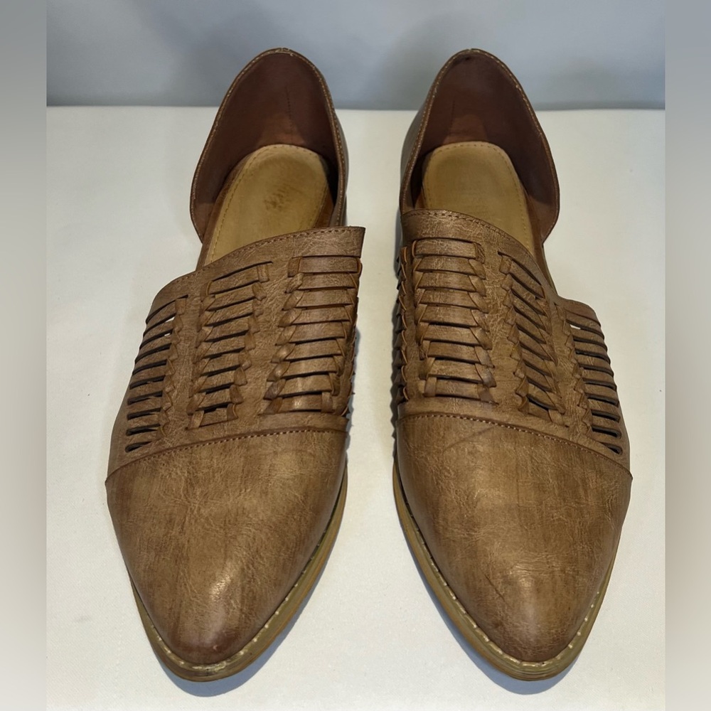 Mi.iM Brown Woven Flats